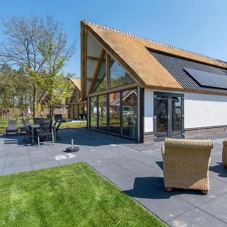 Modern Holiday Home Near Baarle-Nassau Сasa de vacaciones